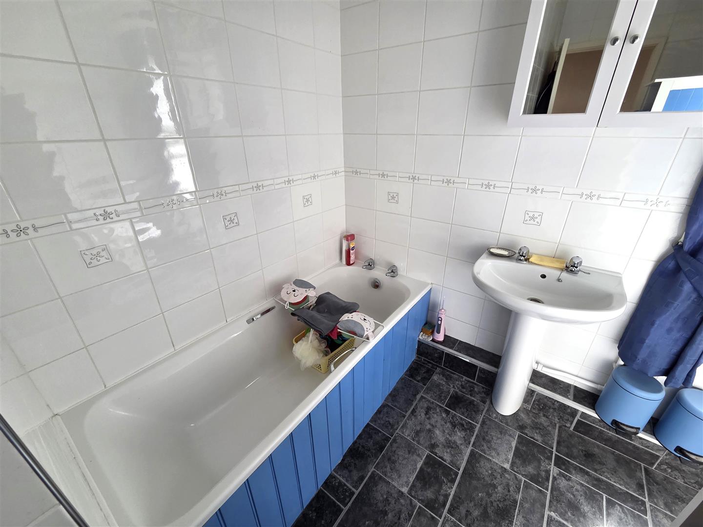 Heol Llanelli, Pontyates, Llanelli, SA15 5UH